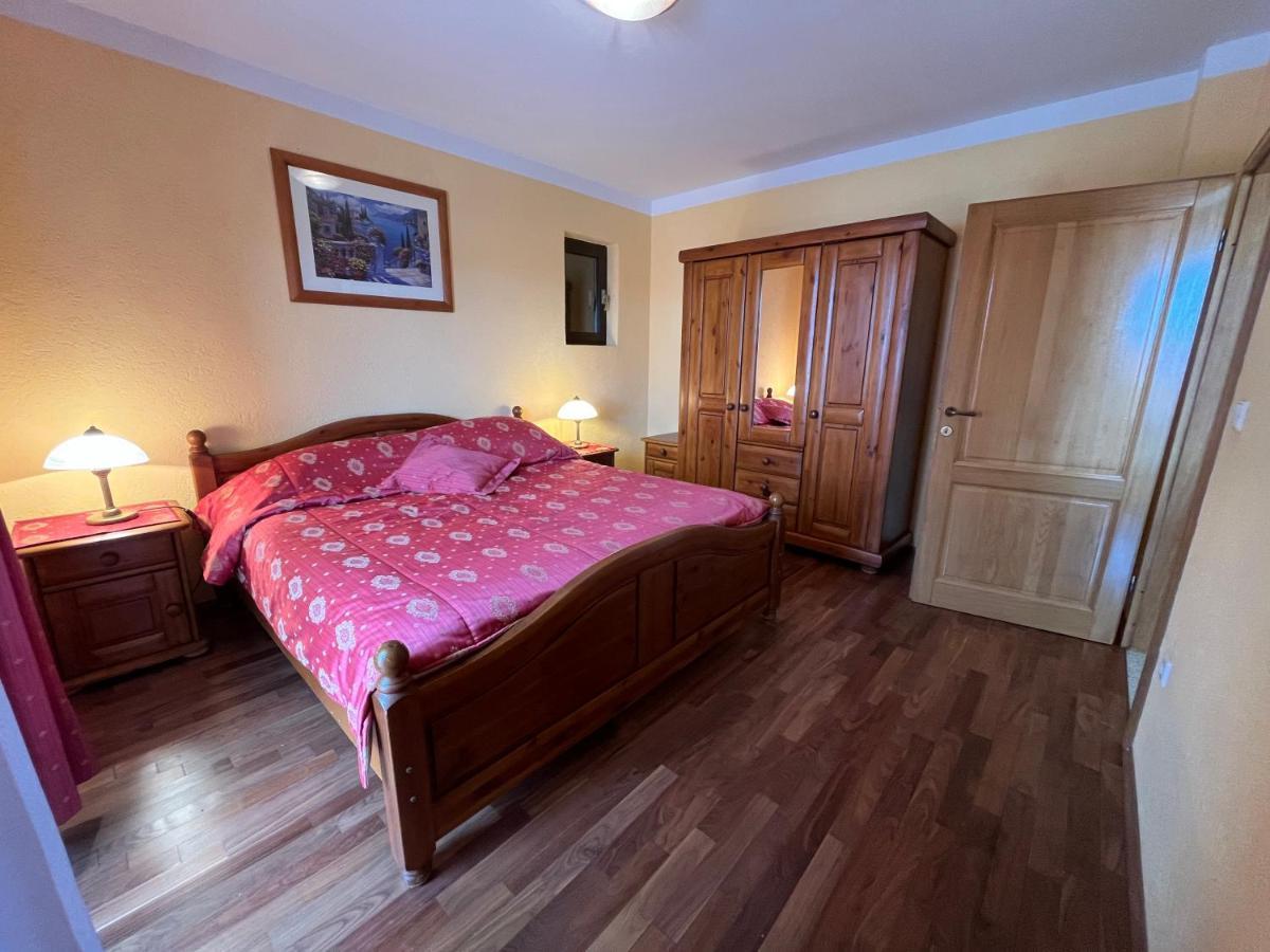 Holiday Apartments Sonne Rovinj Exterior photo