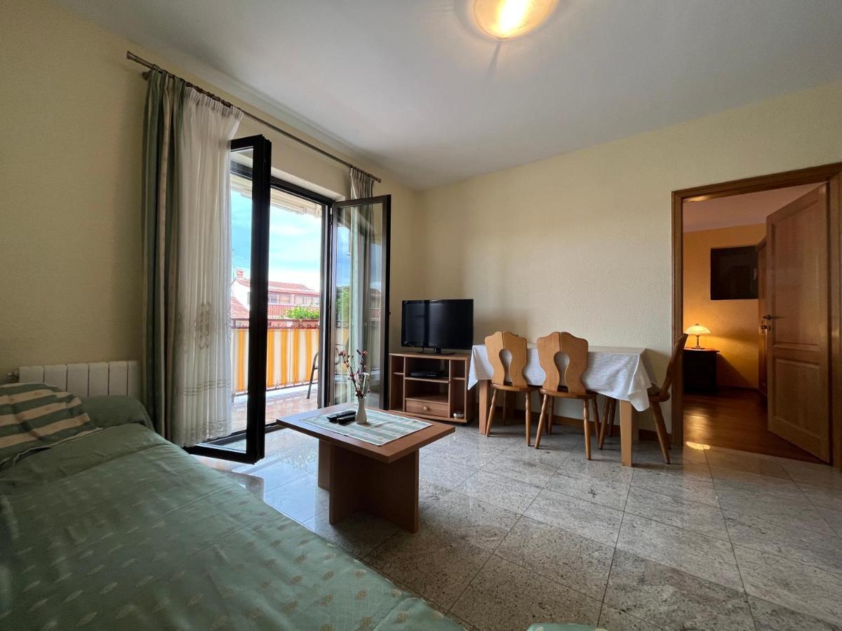 Holiday Apartments Sonne Rovinj Exterior photo