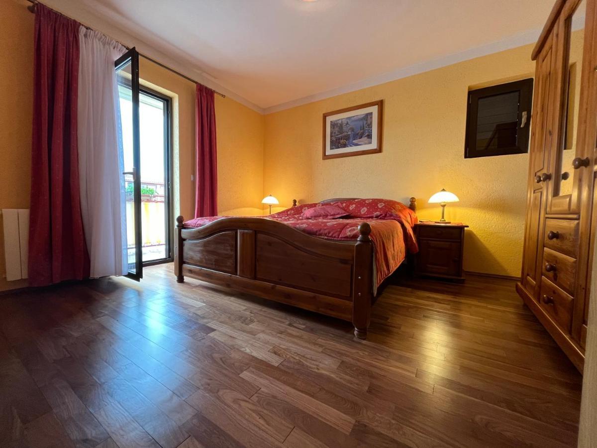Holiday Apartments Sonne Rovinj Exterior photo