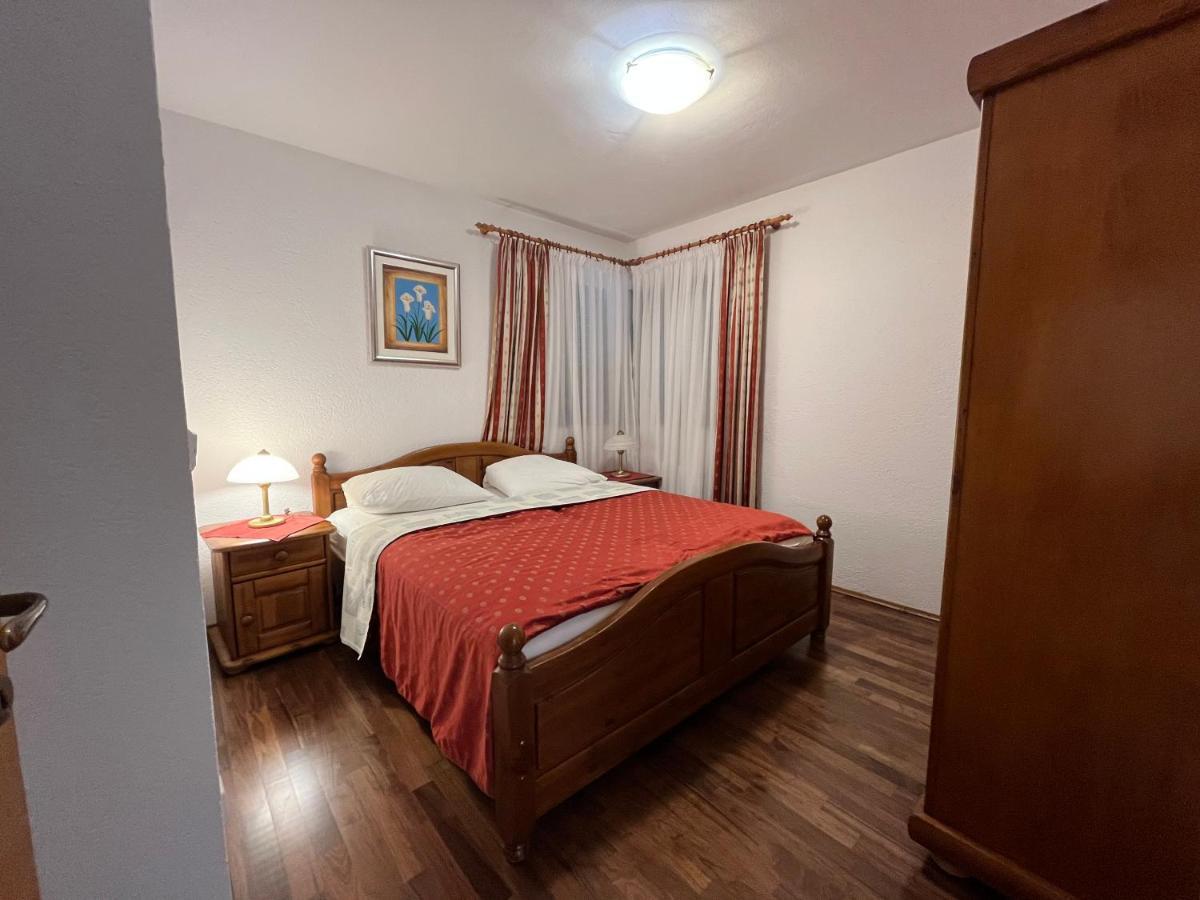 Holiday Apartments Sonne Rovinj Exterior photo